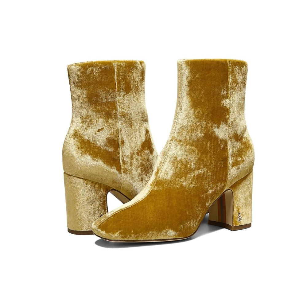 New In Box Sam Edelman Fawn Booties in Saffron Velvet / Size 6 / Never Worn